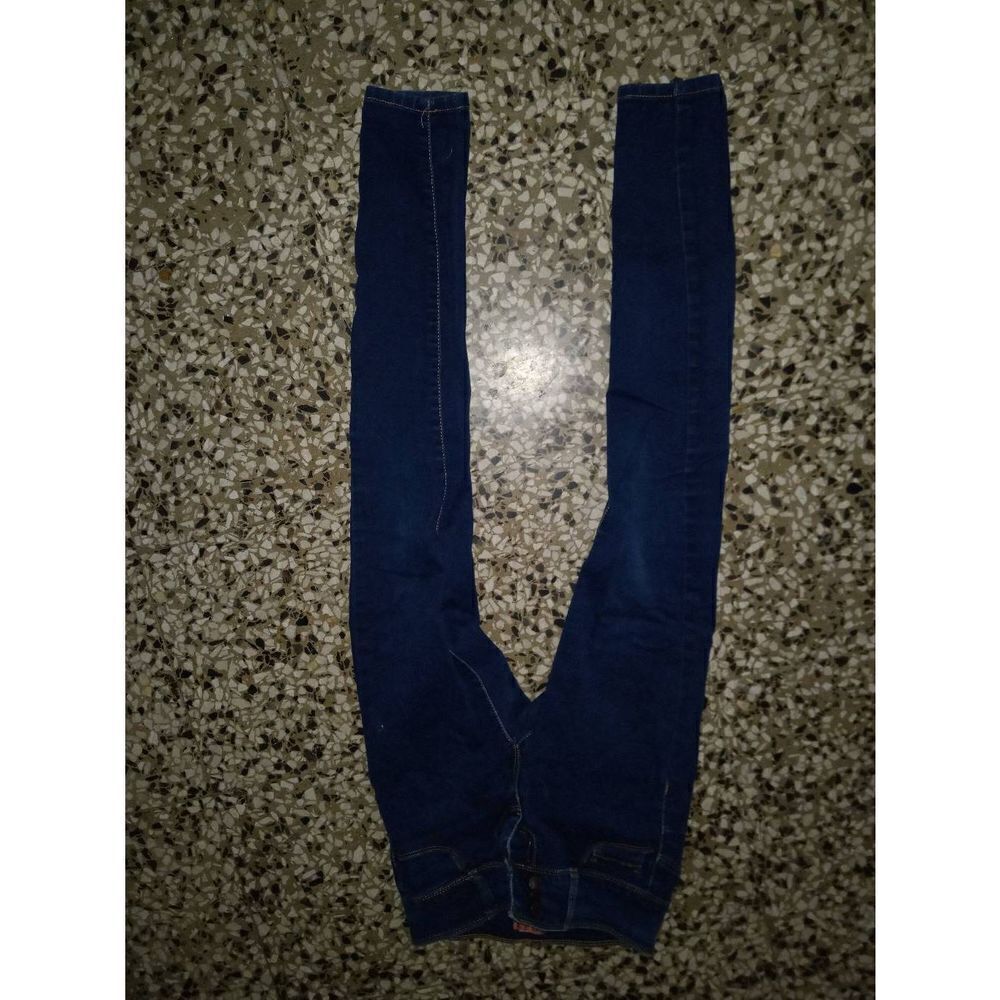 Randomized Jean bundle  - Picture 12 of 16